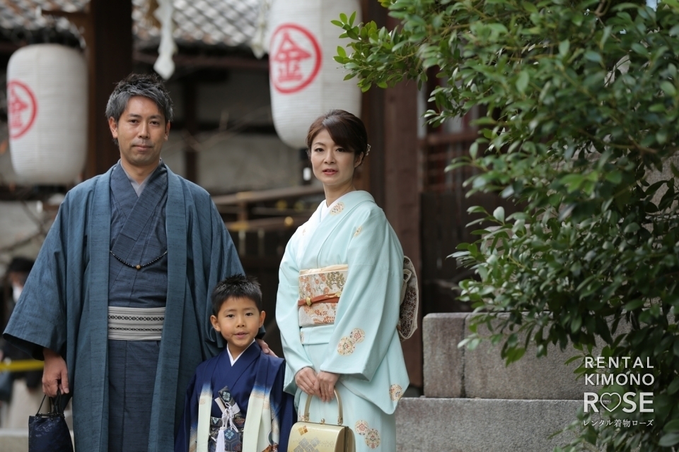 写真:京都・安井金比羅宮で七五三ご祈祷と東山ロケーション撮影