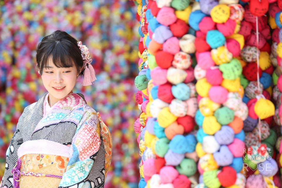 写真:総絞りの持ち込み振袖で前撮り!京都東山のロケーション撮影