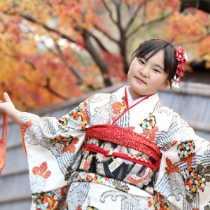写真：10歳のお子様のレンタル着物「ハーフ成人式プラン」登場