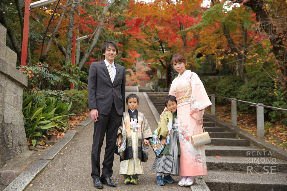 紅葉で七五三着物レンタルとロケーション撮影