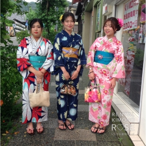 写真:韓国から京都旅行にお越しの女性3名様☆