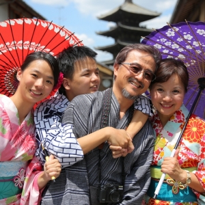 写真:【お客様の声】台湾から結婚30周年記念の日本・京都旅行でロケ撮影