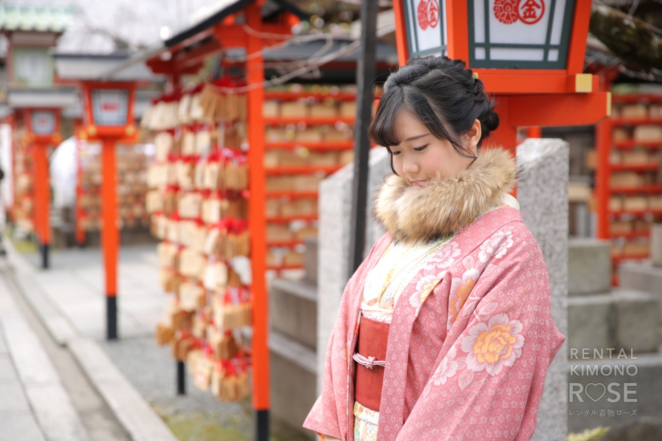 京都・東山の安井金比羅宮