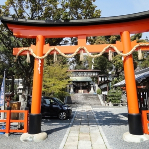写真:【京都観光情報】8月7日〜10日 京都五条坂 陶器まつり&若宮八幡宮大祭