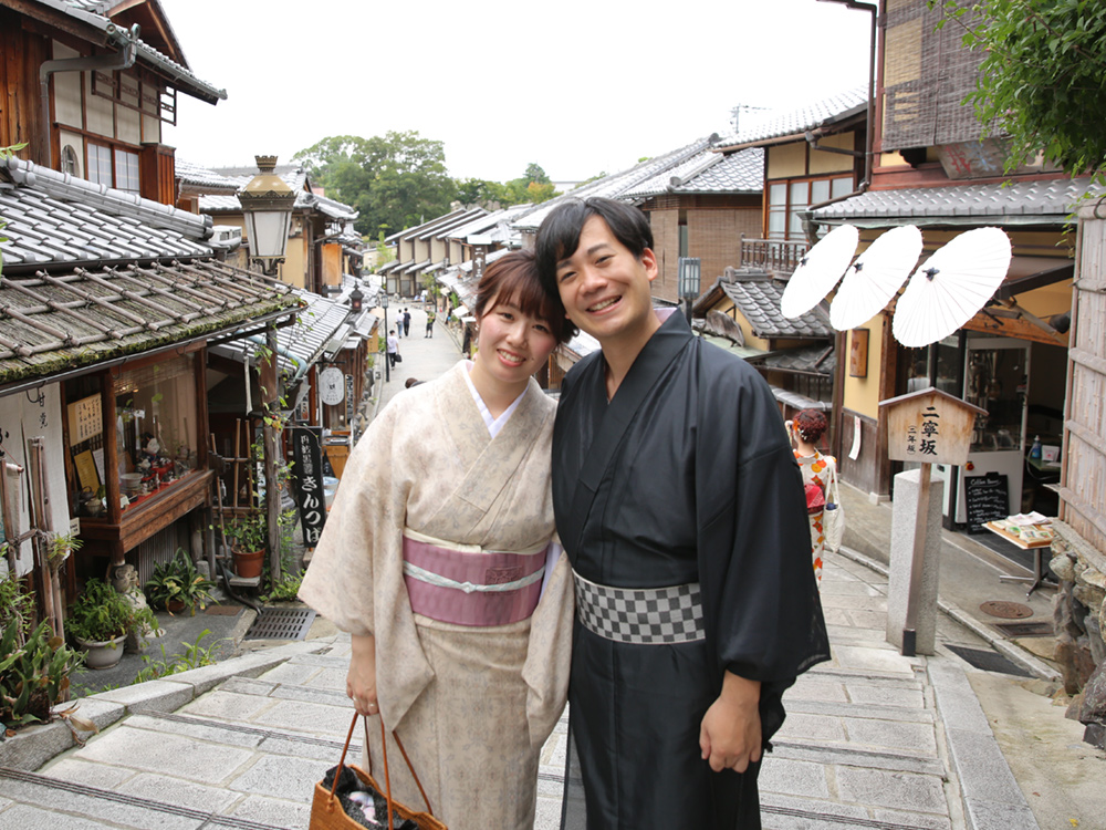 京都的和服租赁 Rental Kimono Rose 京都的和服租赁 Rental Kimono Rose