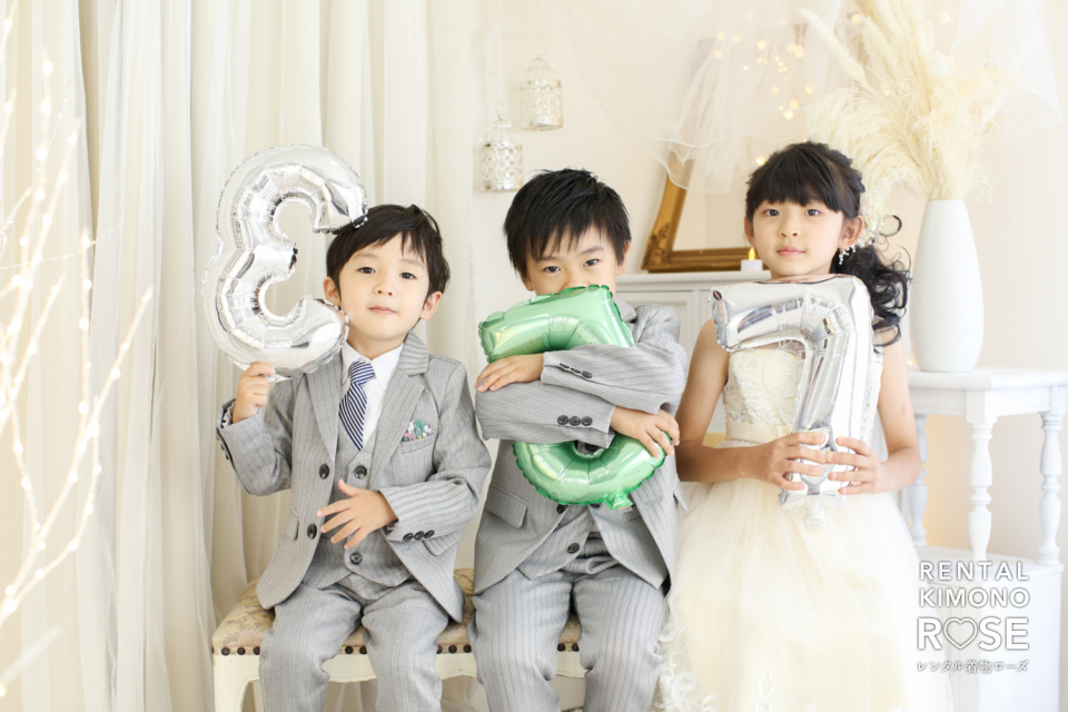 写真:京都の写真館でドレス・タキシード・私服にて七五三家族撮影