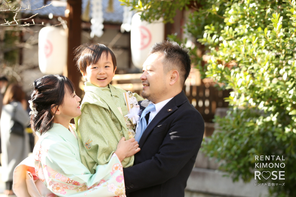 写真：京都・安井金比羅宮で七五三羽織袴と訪問着レンタルロケ撮影