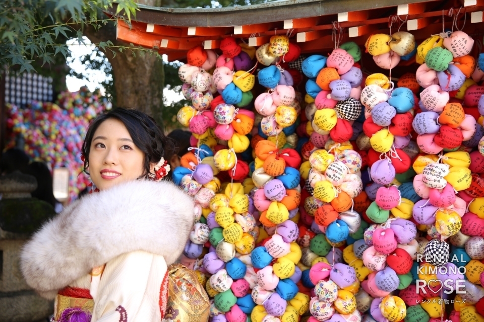 写真:京都・八坂庚申堂など東山名所で成人式振袖レンタルロケーション撮影