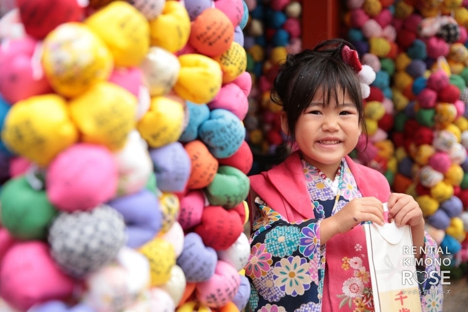 写真:京都・安井金比羅宮で七五三ご祈祷と東山ロケーション撮影