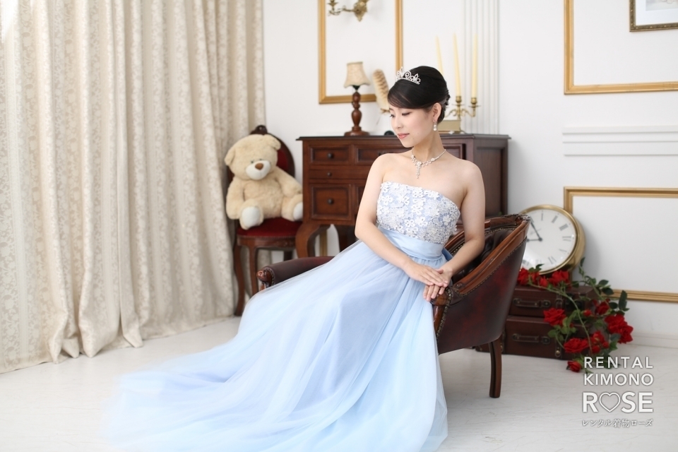 写真:成人式振袖撮影の期間限定カラードレスキャンペーンの写真