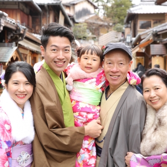写真：家族旅行で京都東山ロケーション撮影☆