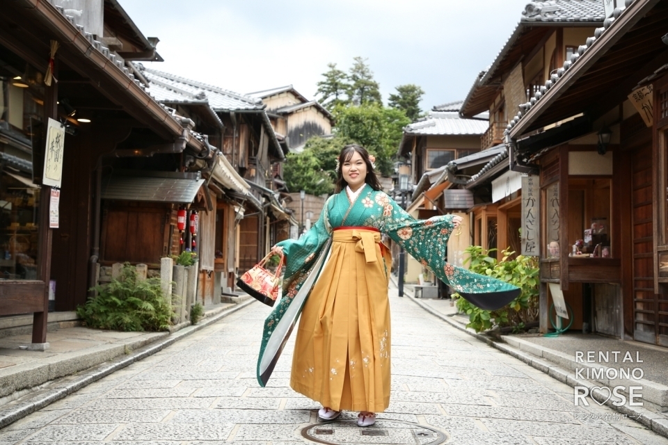 写真:卒業記念に八坂庚申堂や二年坂で卒業袴レンタルロケ撮影