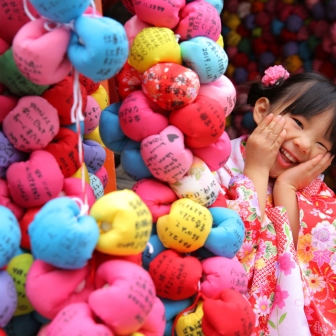 写真：レンタル着物ローズの七五三ロケーション撮影