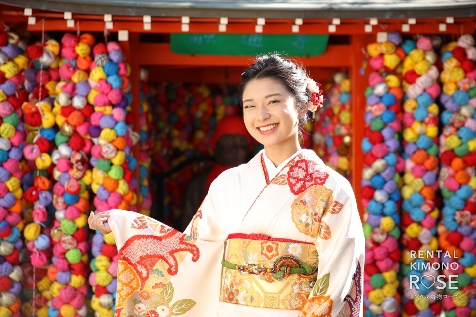 写真:京都・ねねの道で成人式振袖レンタルロケーション撮影+ドレス撮影