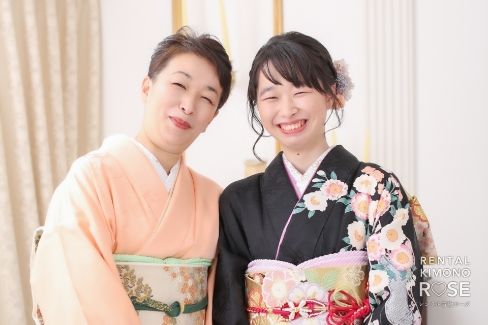 写真:京都・東山とスタジオでお母様とレンタル着物成人式撮影