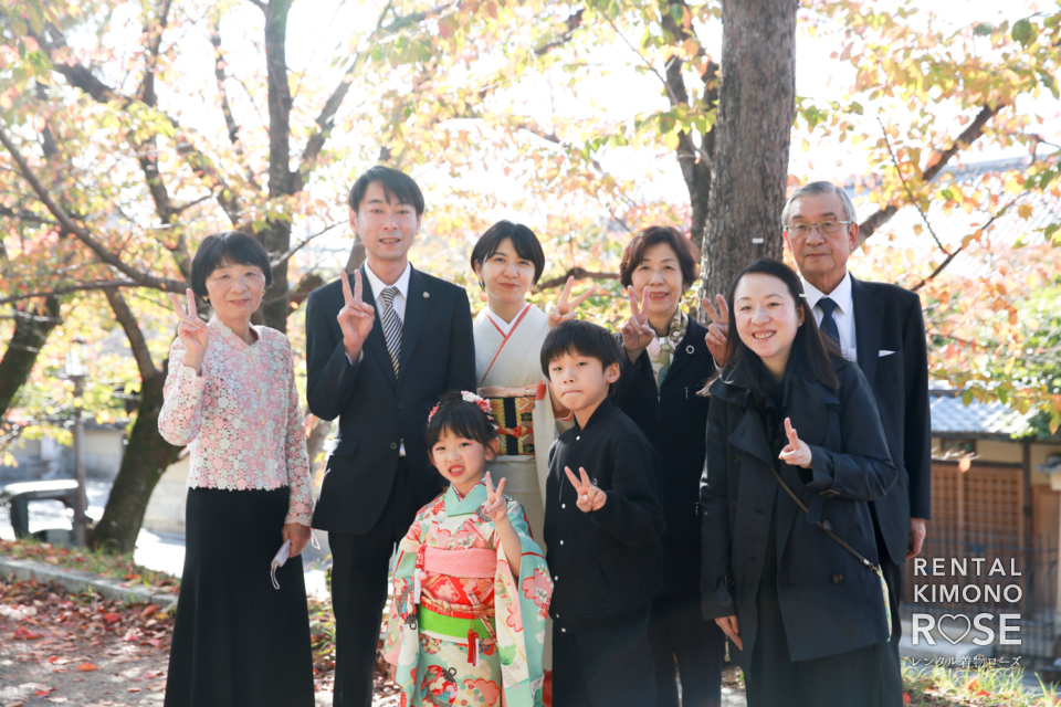 写真:京都・東山にて七五三振袖+新日本髪と持込訪問着でロケ撮影