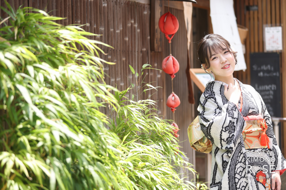 写真:振袖お持ち込みで八坂庚申堂ロケ&スタジオ成人式前撮り