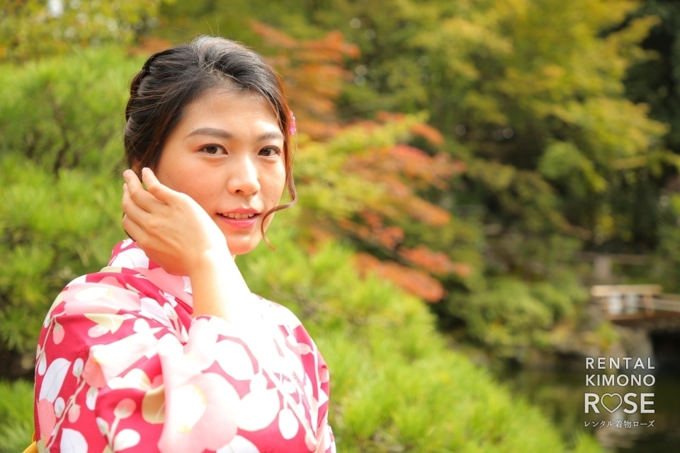 写真：海外からの美しい女性の京都一人旅をロケ撮影