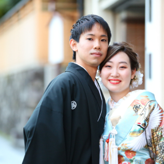 写真：色打掛と羽織袴の婚礼衣装レンタル・着付け・ヘアセット
