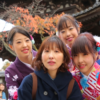 写真：姉妹でカジュアルな成人式記念ロケーション撮影