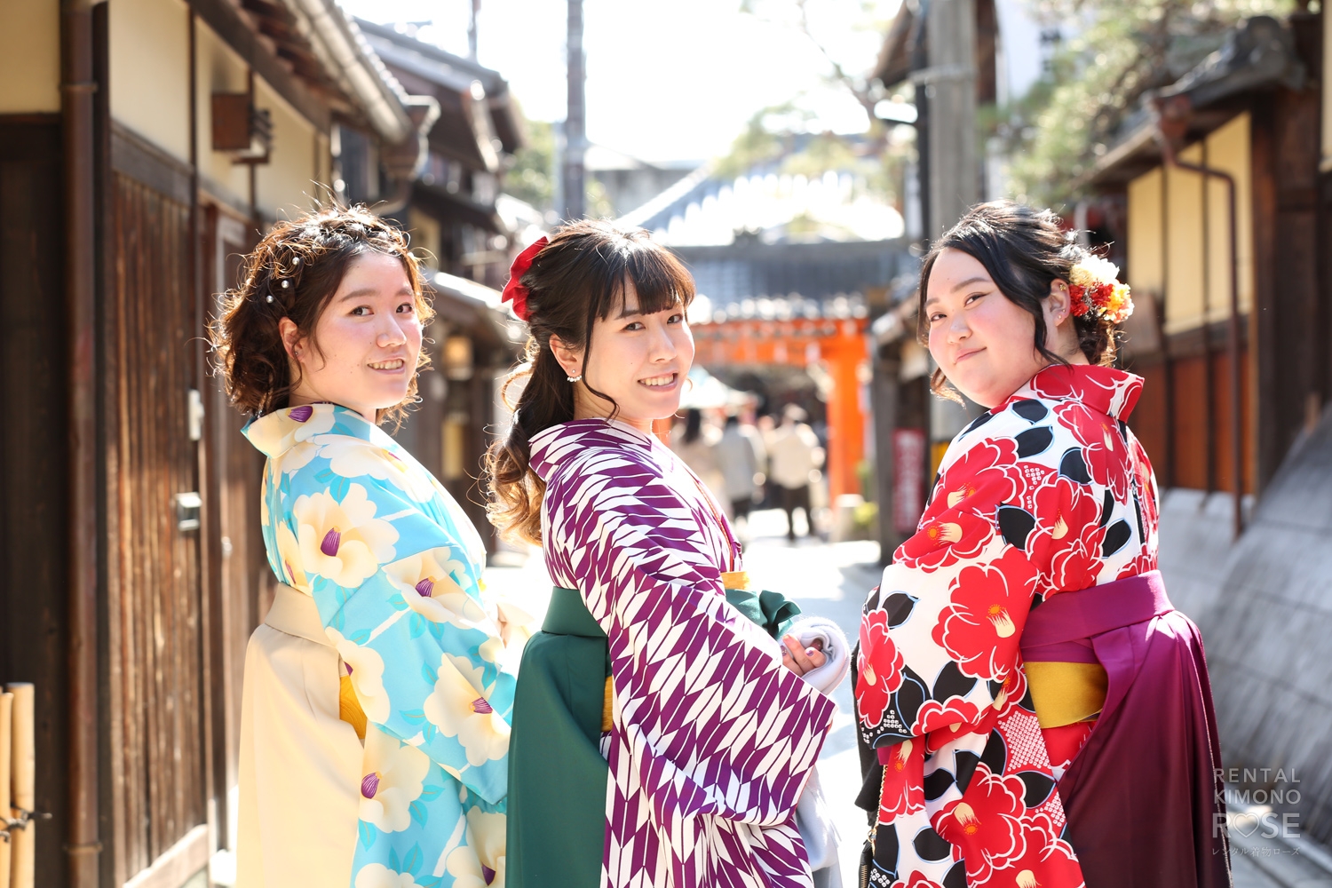 卒業記念にお友達と八坂庚申堂で振袖袴レンタルロケ撮影 | ギャラリー 
