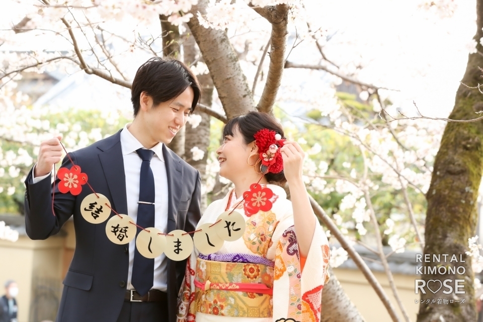 写真:桜満開!結婚式顔合わせの振袖レンタルのリピーターさま