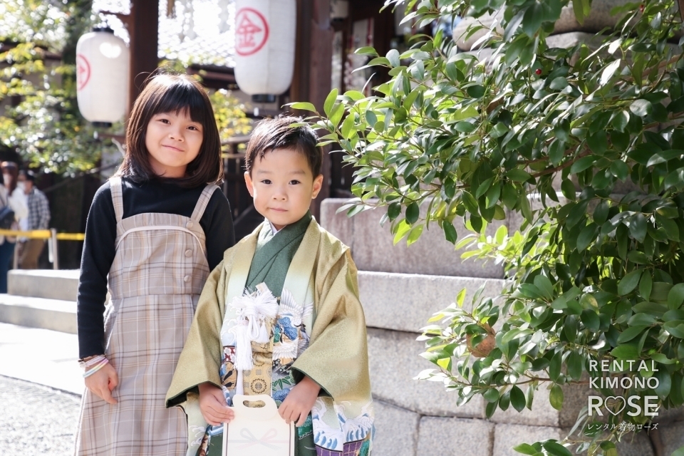 写真：京都・安井金比羅宮で七五三ご祈祷と東山ロケーション撮影
