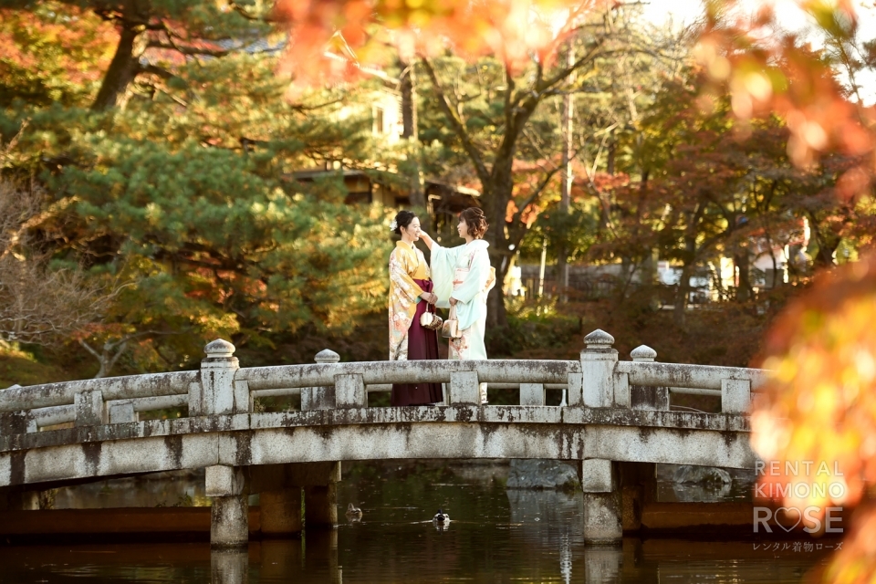 写真:卒業記念・前撮りに円山公園と東山で卒業袴レンタルロケ撮影