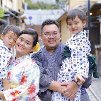 写真：海外のご家族と東山ロケ撮★