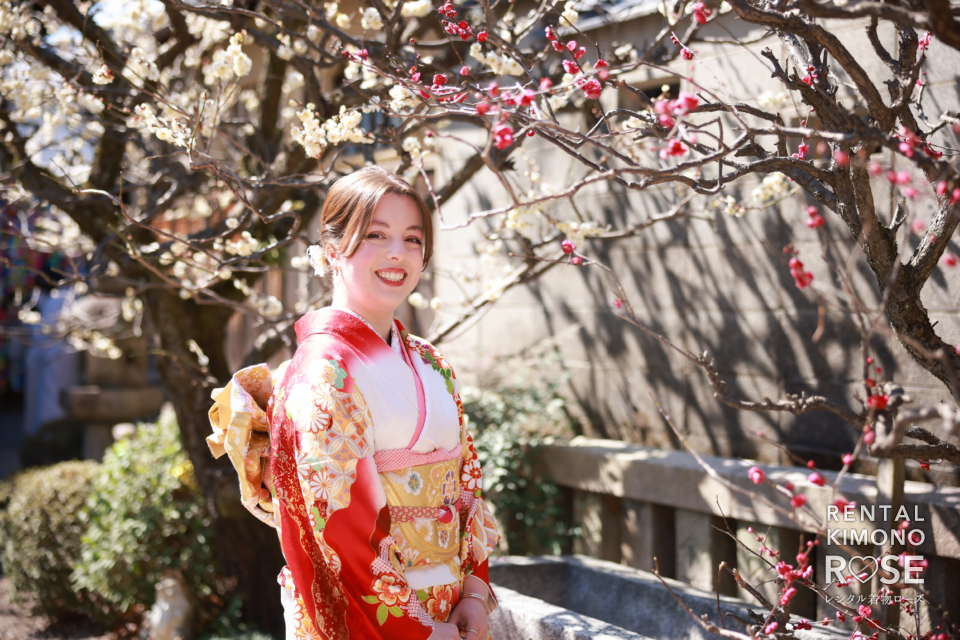 写真：春の京都・八坂庚申堂や八坂の塔で楽しむ振袖体験